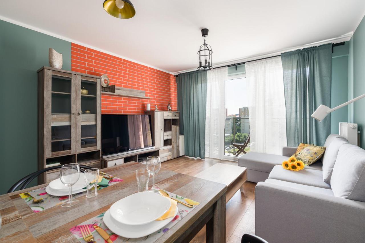Poznan Serbska 2 Miejsca Parkingowe By Noclegi Renters Exteriör bild
