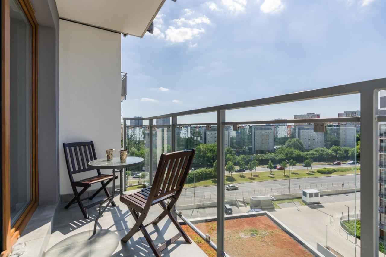 Poznan Serbska 2 Miejsca Parkingowe By Noclegi Renters Exteriör bild