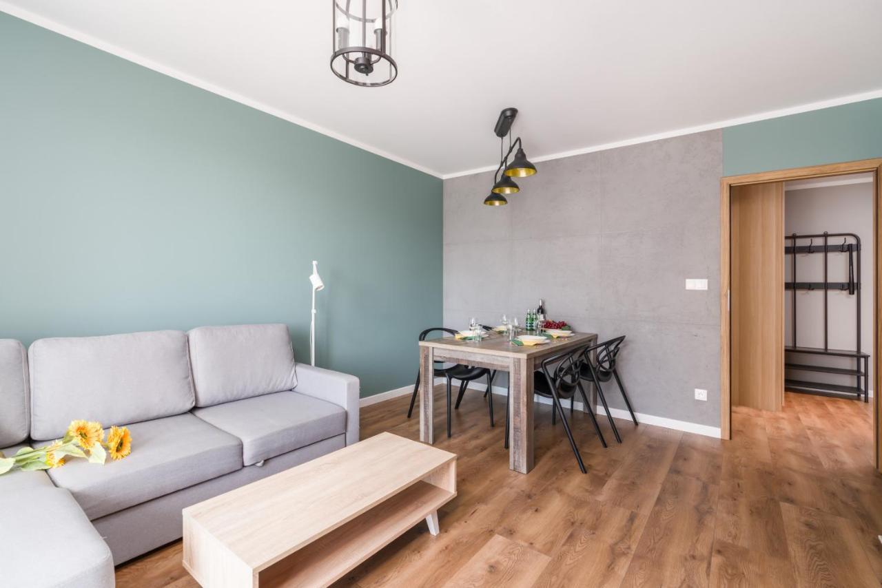 Poznan Serbska 2 Miejsca Parkingowe By Noclegi Renters Exteriör bild