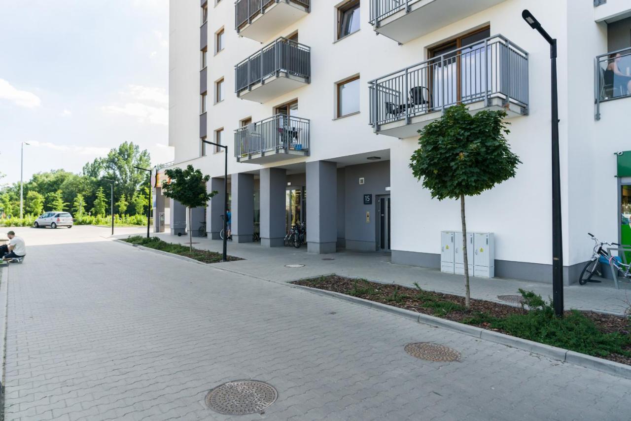 Poznan Serbska 2 Miejsca Parkingowe By Noclegi Renters Exteriör bild